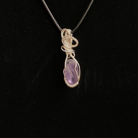 119 Gorgeous Amethyst Pendant - Picture 2 of 2